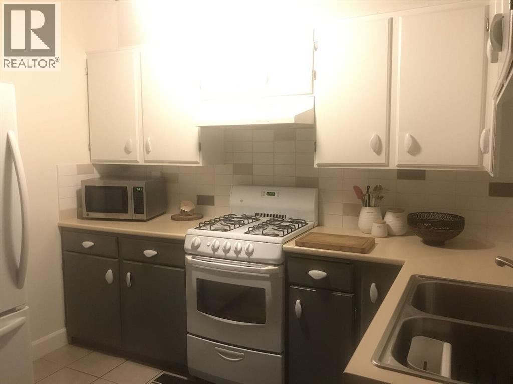 Single Family House Bi-level for Sale in  Spiller Road SE Ramsay Calgary 