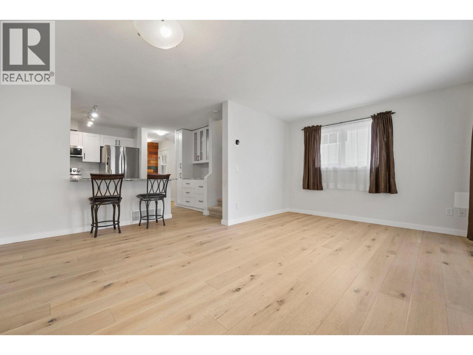 5460 Clements Crescent Unit# 107, Peachland