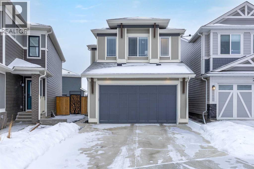 16 Magnolia Bay SE - Photo 2 of 49, Calgary, Alberta