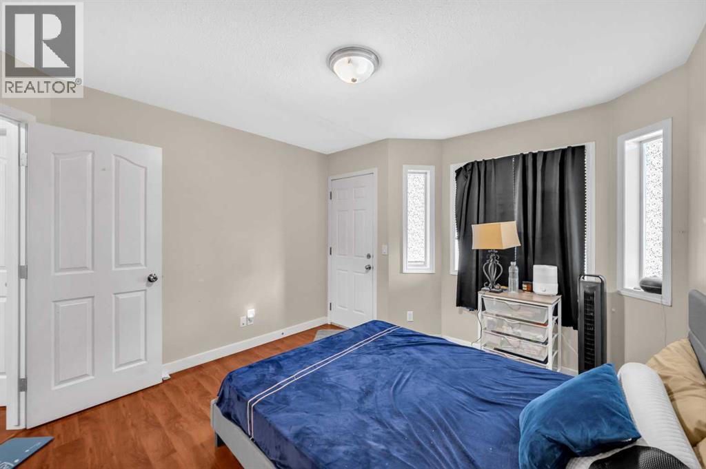 Single Family House Bungalow for Sale in  Tarawood Place NE Taradale Calgary 