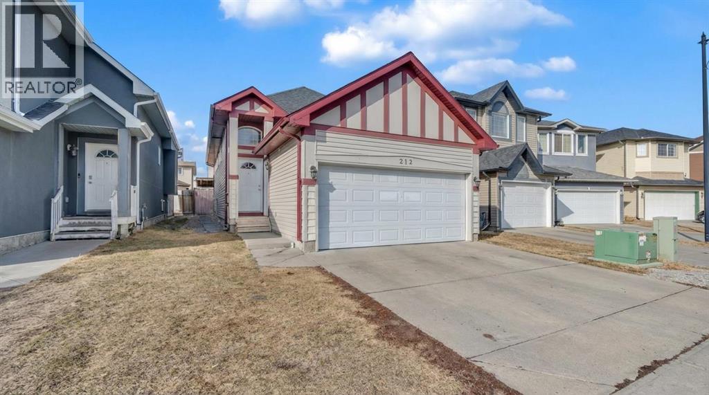Single Family House Bungalow for Sale in  Tarawood Place NE Taradale Calgary 
