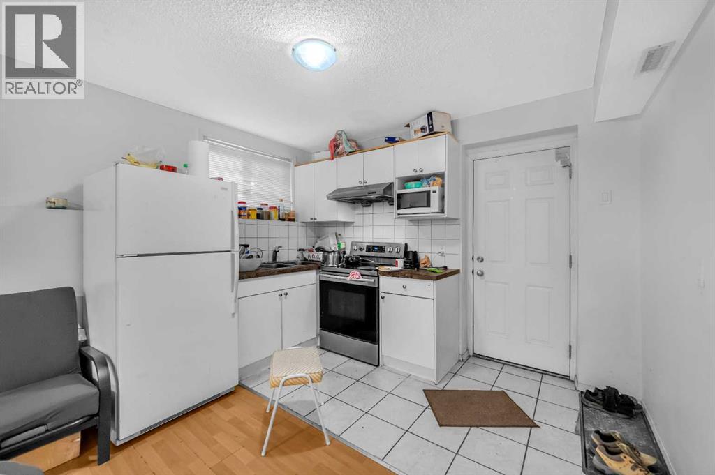 Single Family House Bungalow for Sale in  Tarawood Place NE Taradale Calgary 