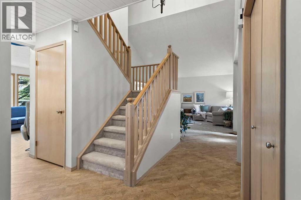 Single Family House for Sale in  Hawkside Close NW Hawkwood Calgary 