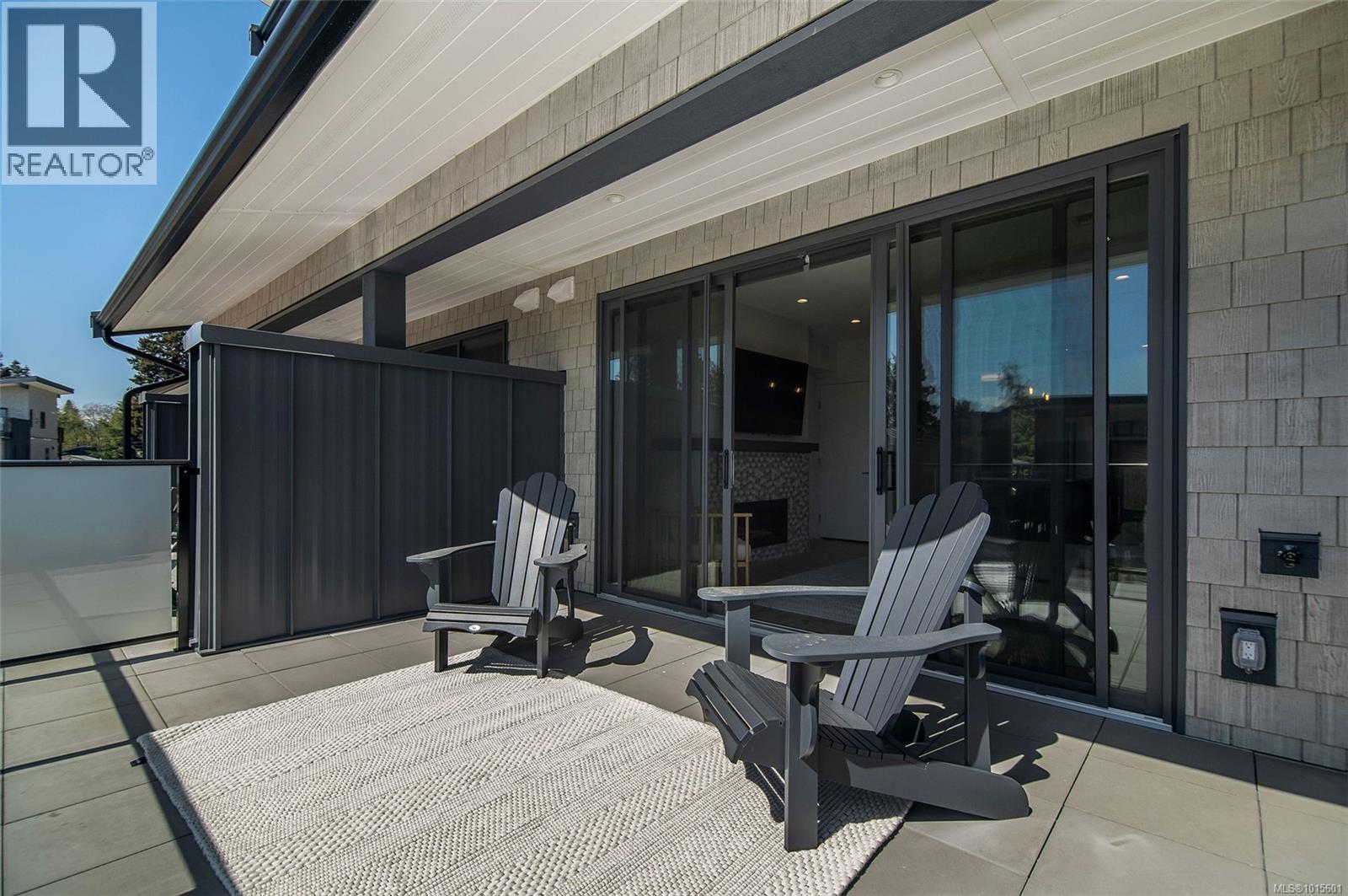 12 9022 Clarkson Ave, Black Creek