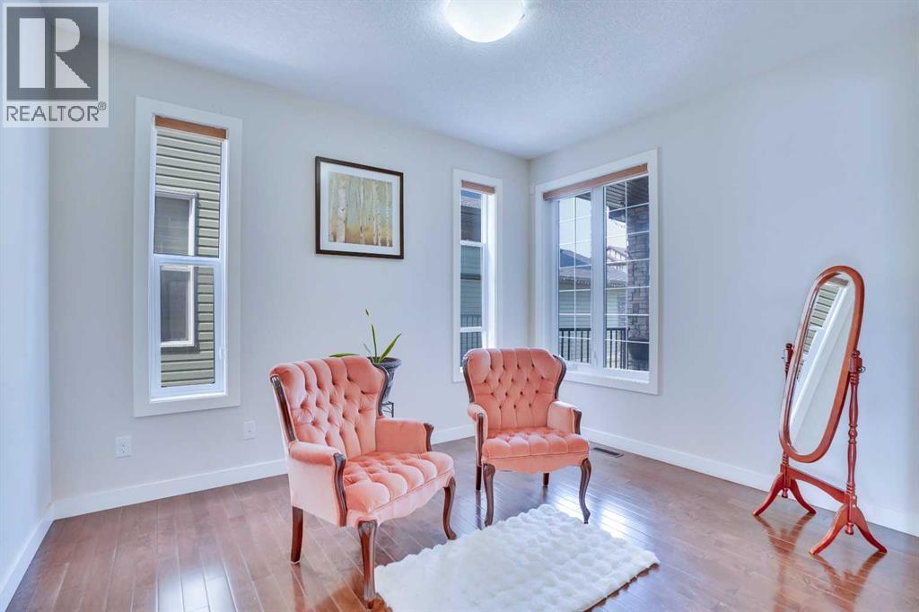 Single Family House for Sale in  Saddlelake Gardens NE Saddle Ridge Calgary 