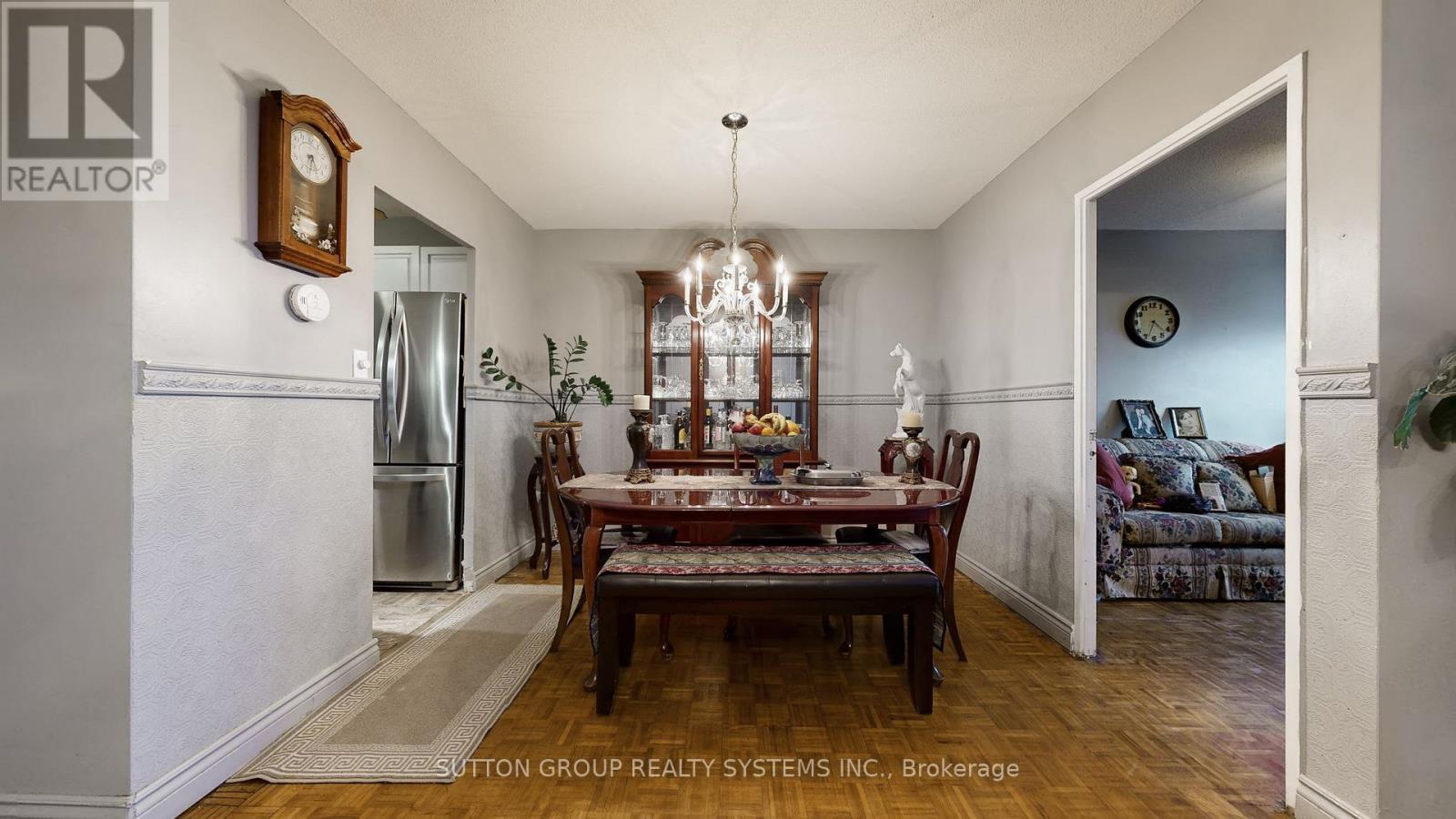 #1811 85 EMMETT AVENUE - 9