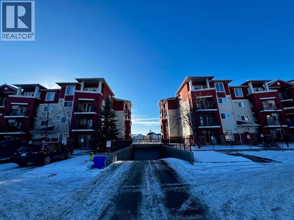 Single Family House for Sale in   Country Village Circle NE Country Hills Village Calgary 