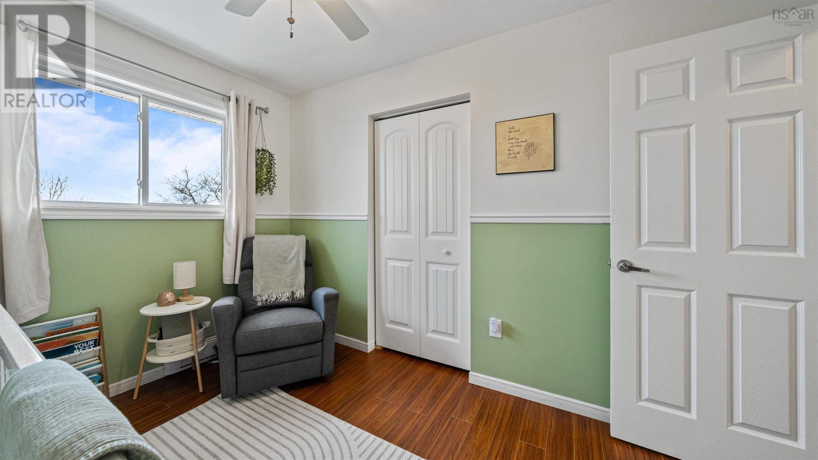 Property 36 of 50 of 74 Cannon Crescent