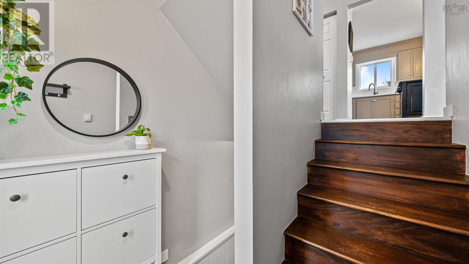 Property 3 of 50 of 74 Cannon Crescent