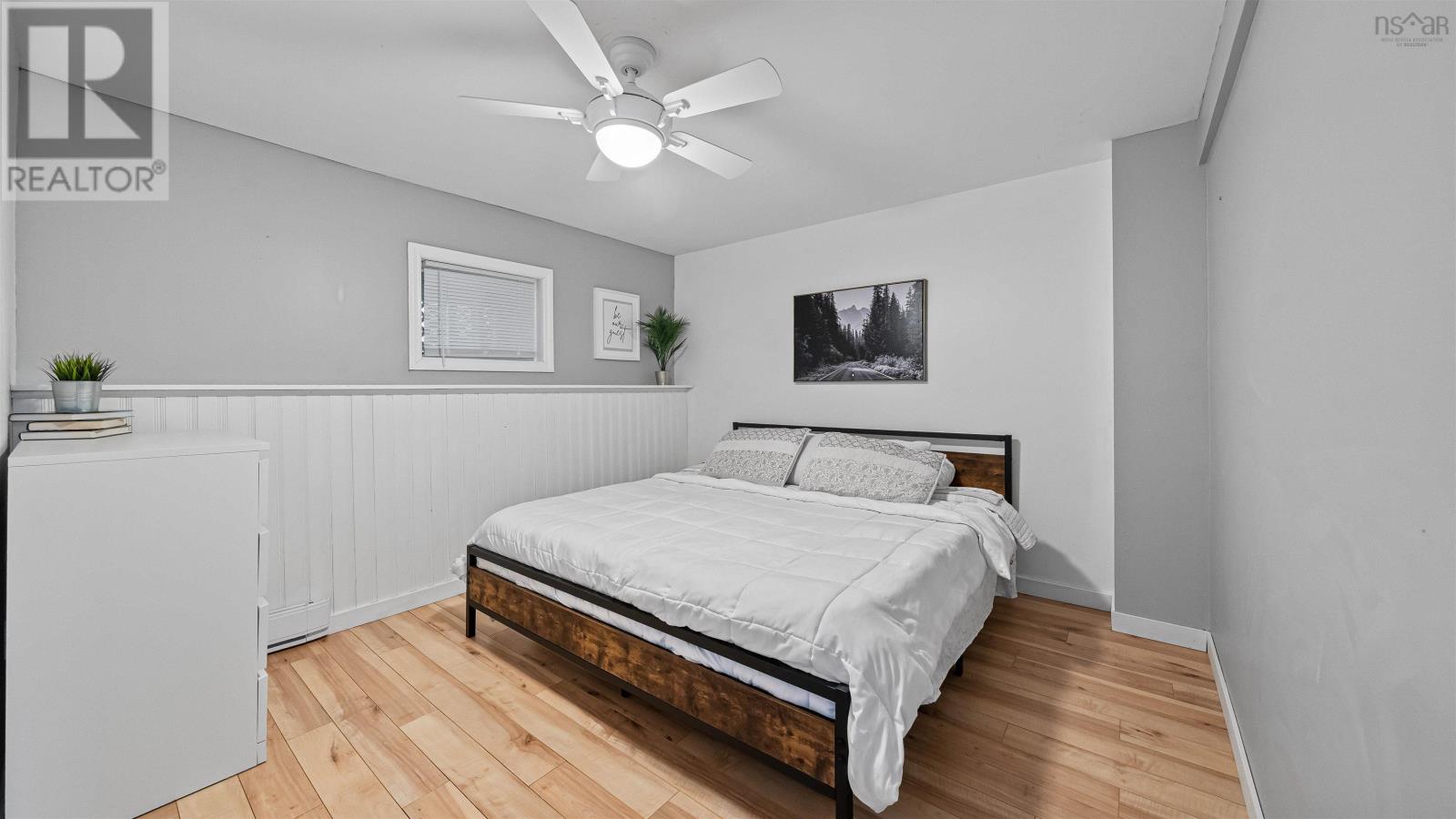 Property 43 of 50 of 74 Cannon Crescent