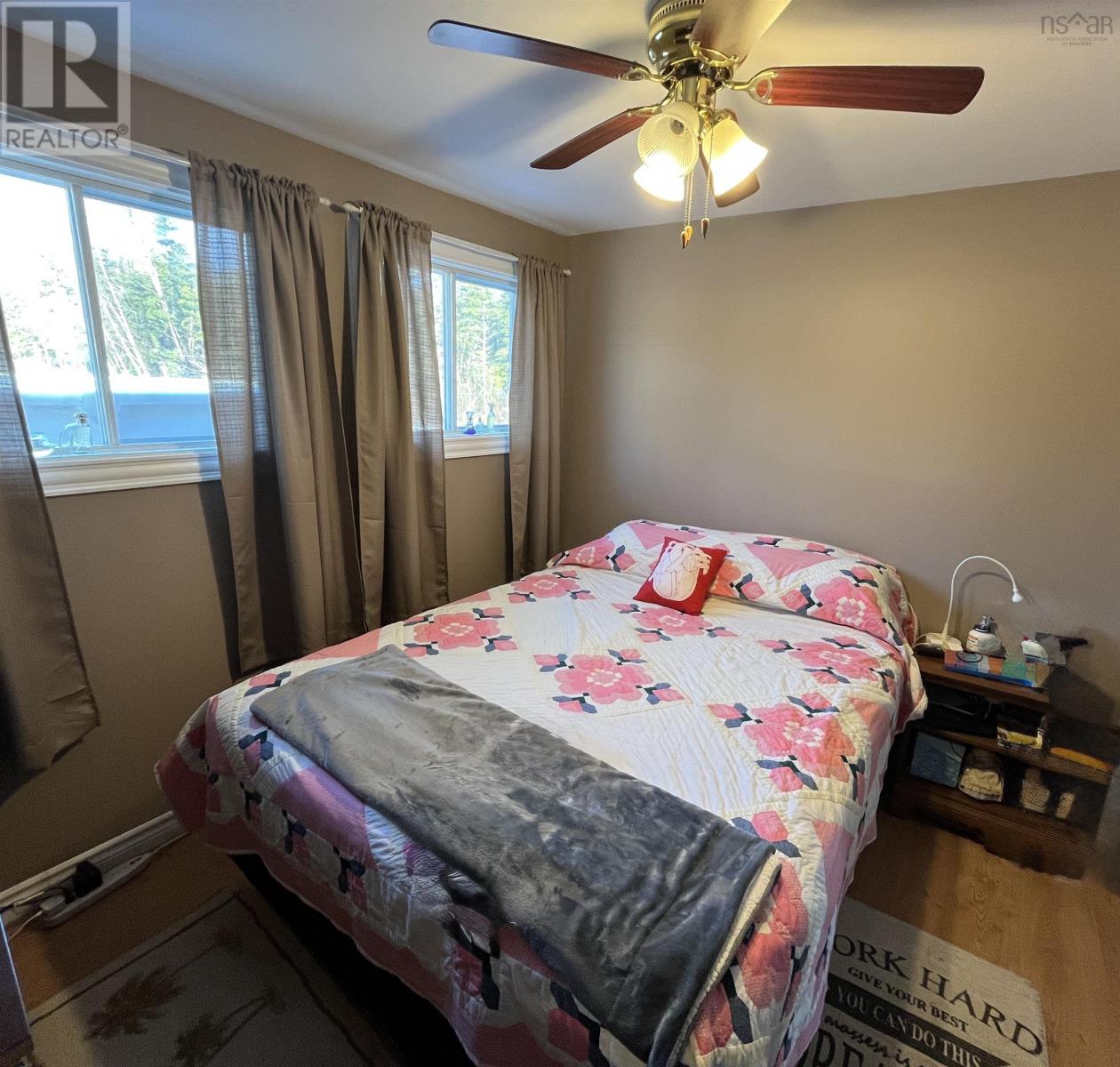 Property 35 of 40 of 229 Truro Road