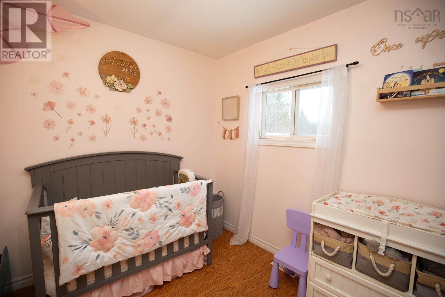 Property 25 of 39 of 20 VALLEYVIEW Court