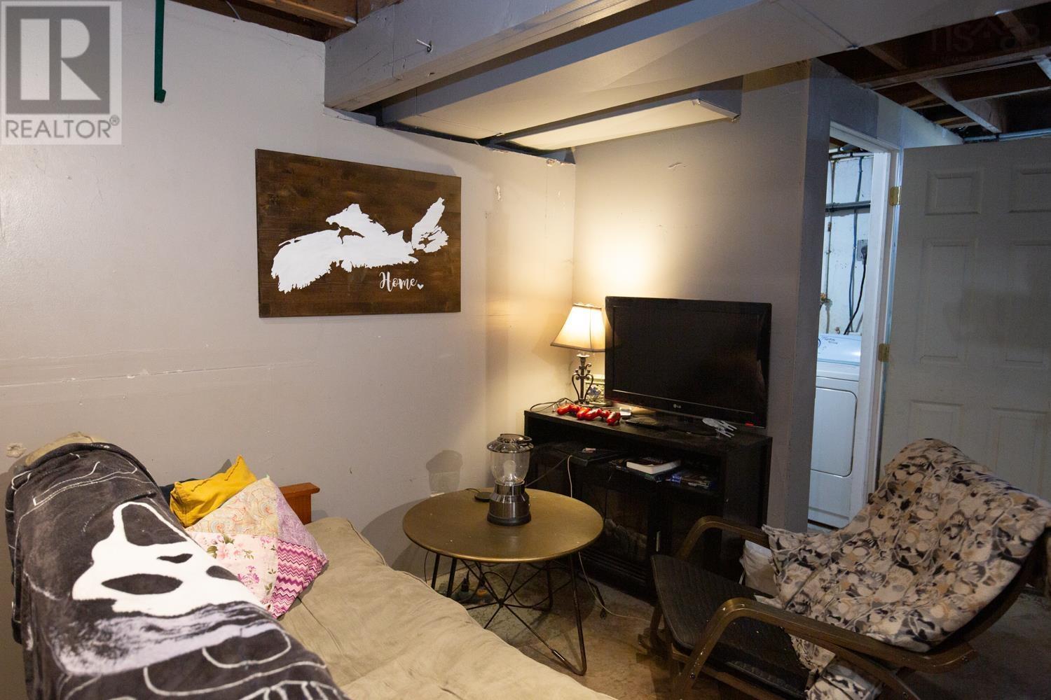 Property 29 of 39 of 20 VALLEYVIEW Court