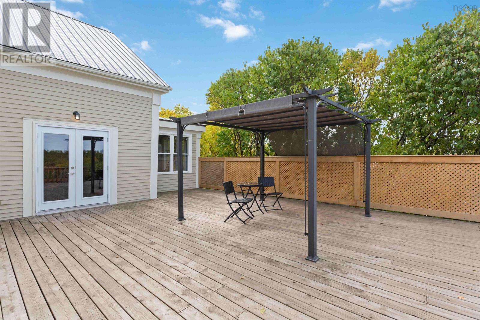 Property 4 of 49 of 10031 Highway 1