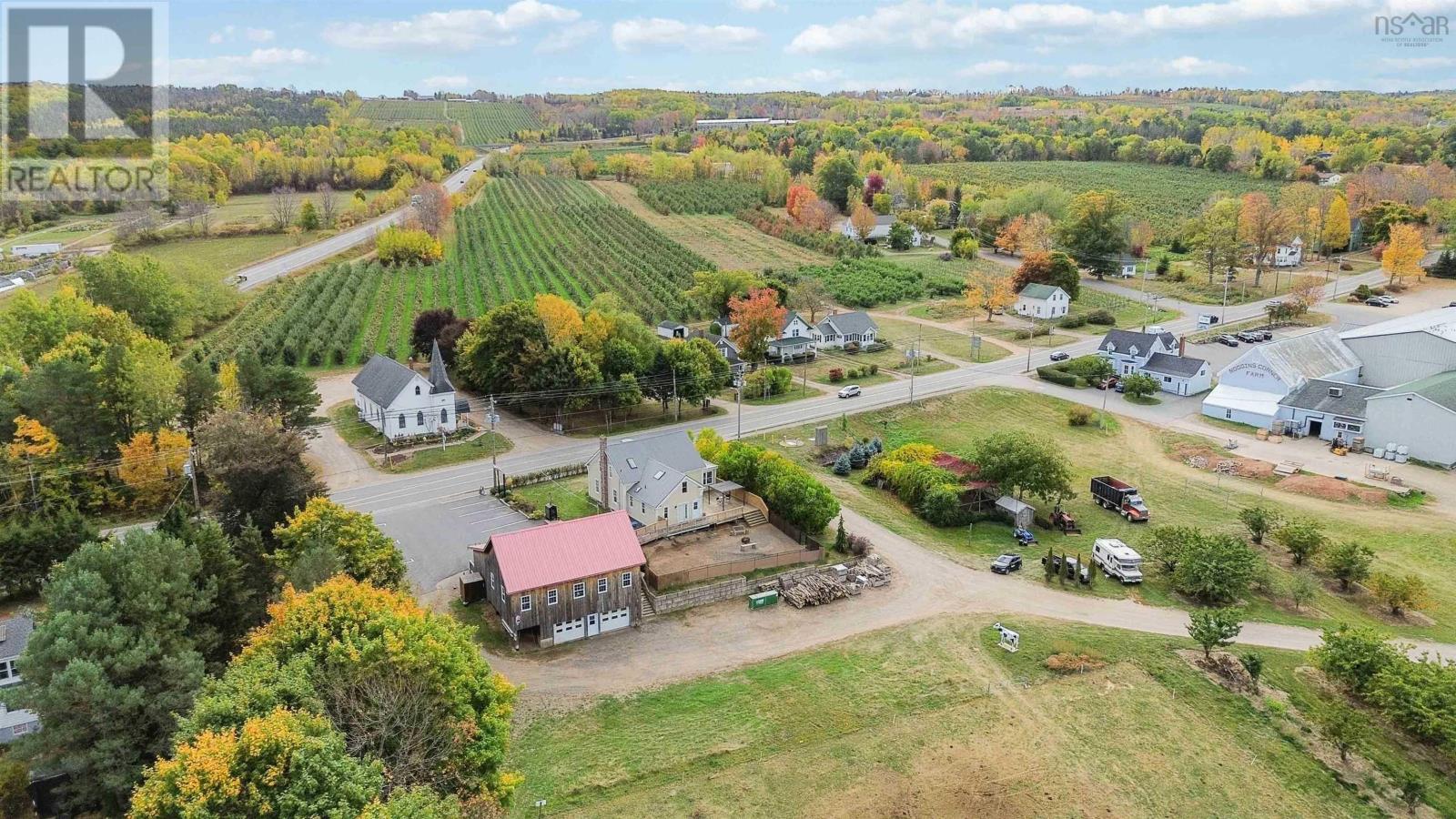 Property 36 of 49 of 10031 Highway 1