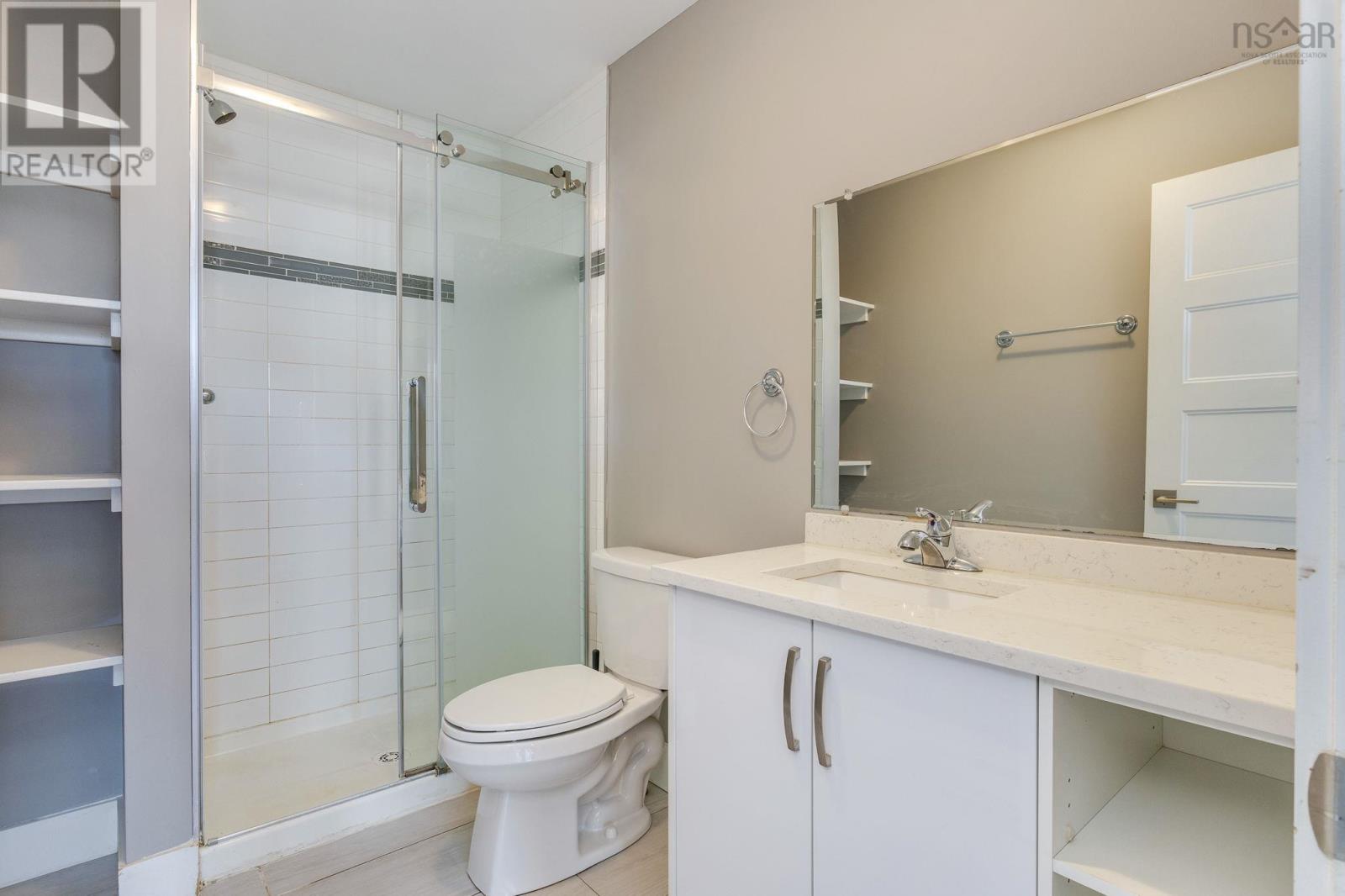 Property 37 of 50 of 25 Titanium Crescent