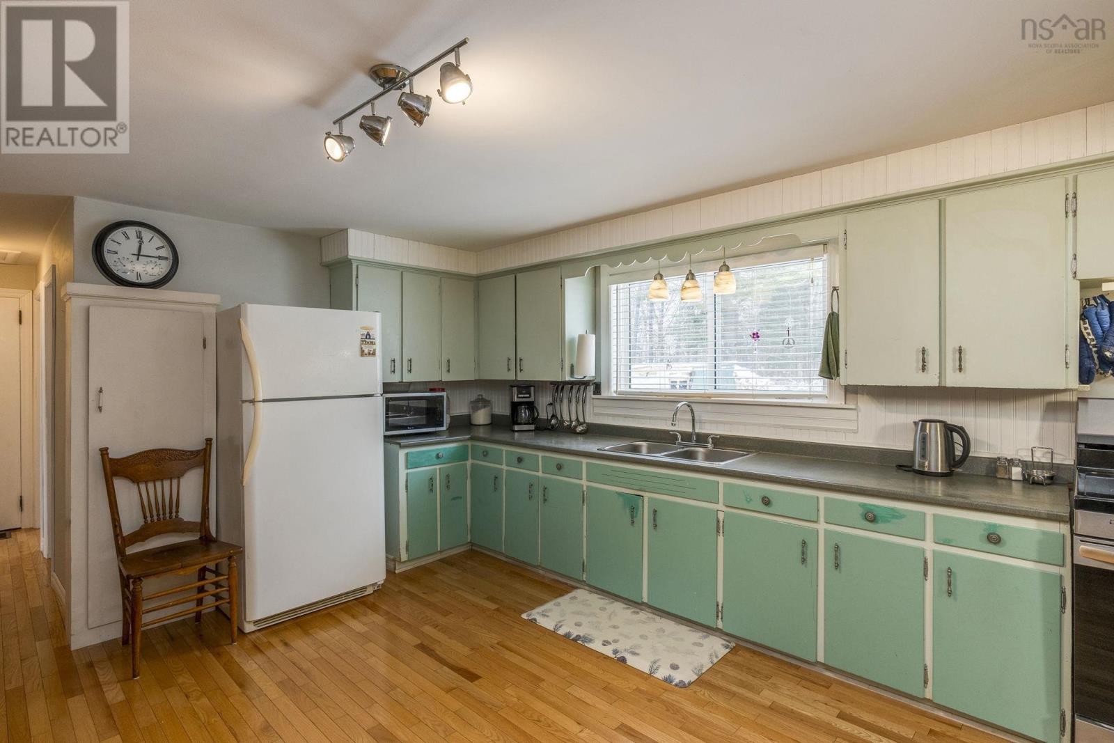 Property 20 of 31 of 1166 Owen Road