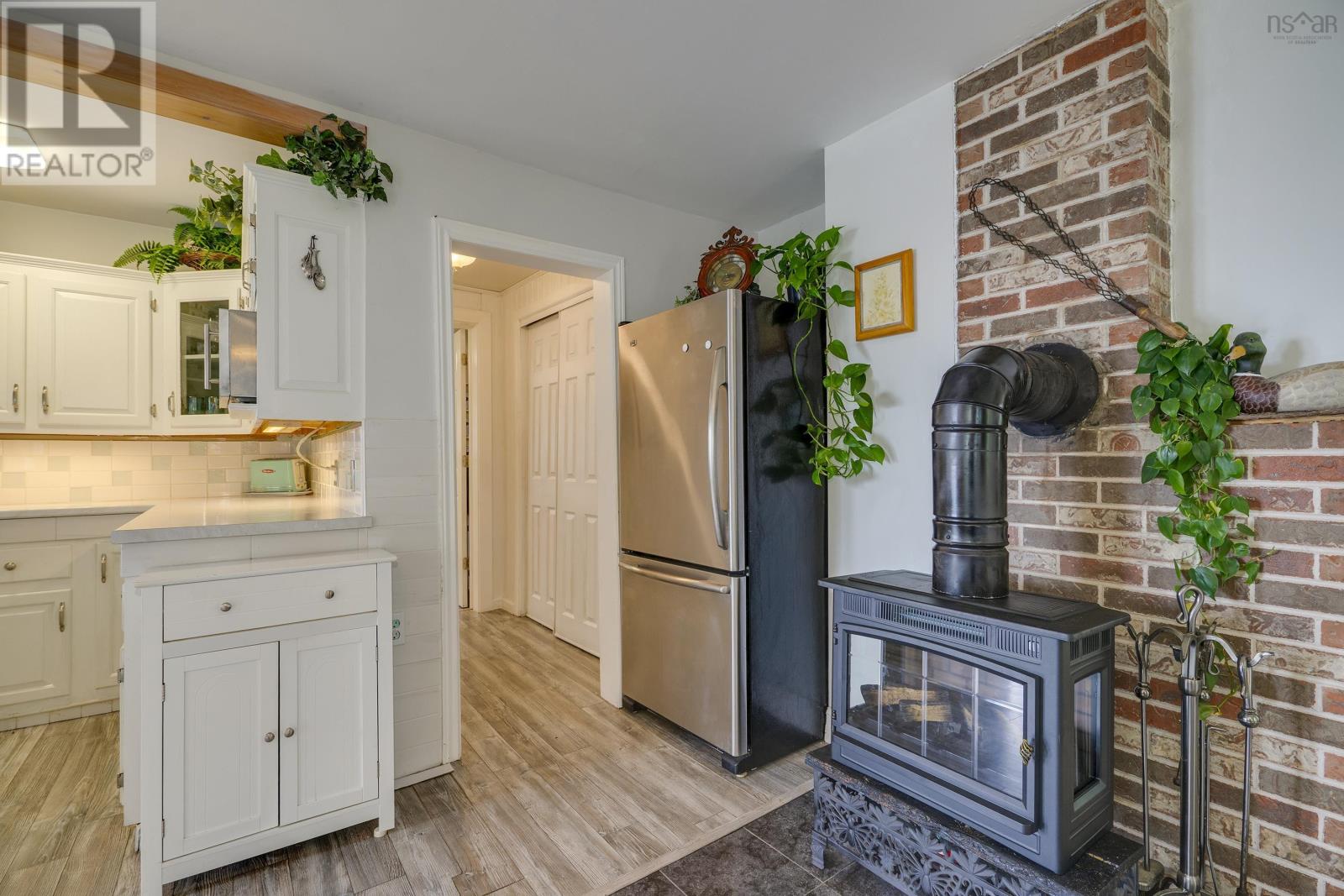 Property 20 of 49 of 608 Granville Road