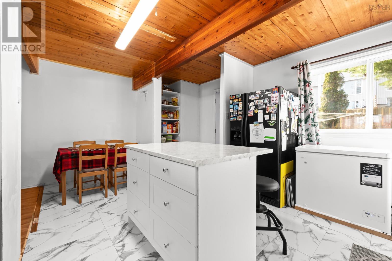 Property 18 of 24 of 34 Limerick Road