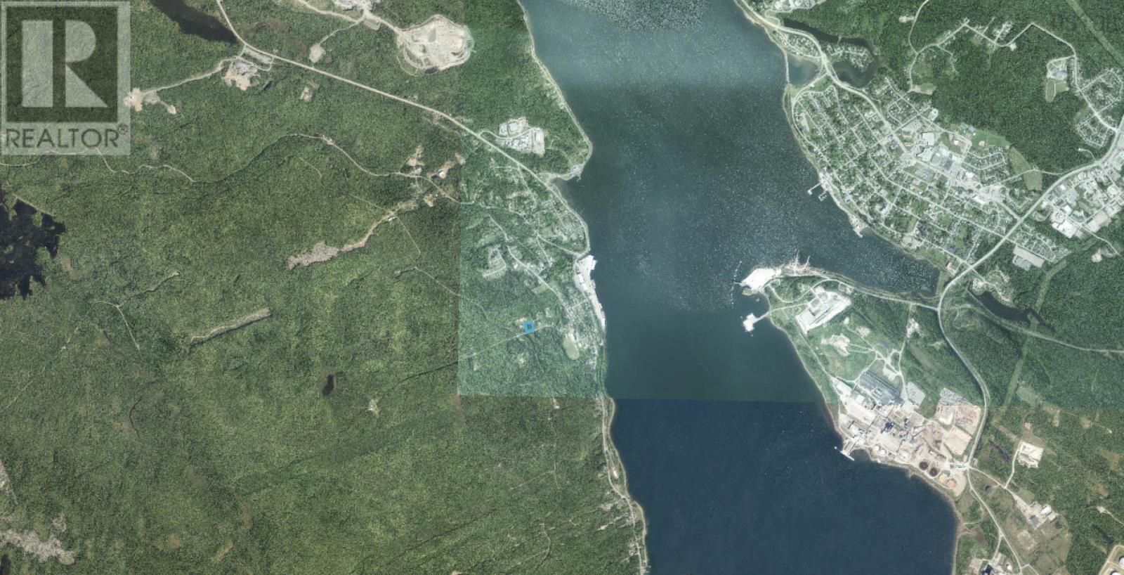 Property 15 of 16 of 4 Tower Road