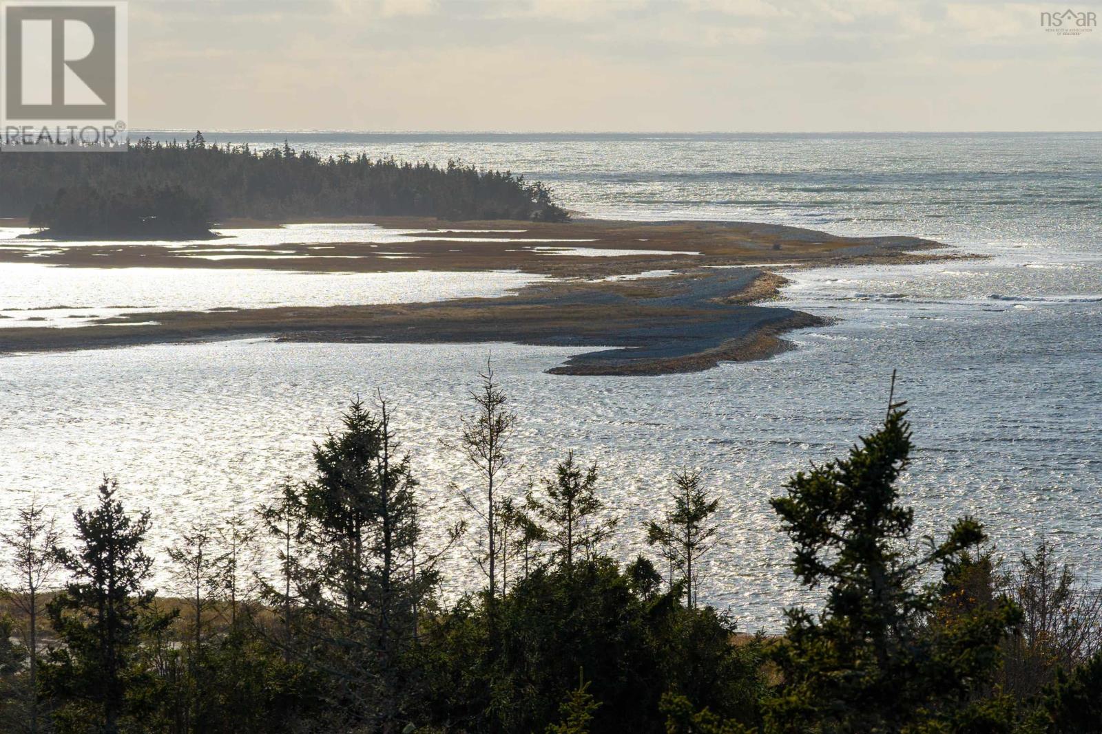 Property 33 of 35 of 2147 East Petpeswick Road