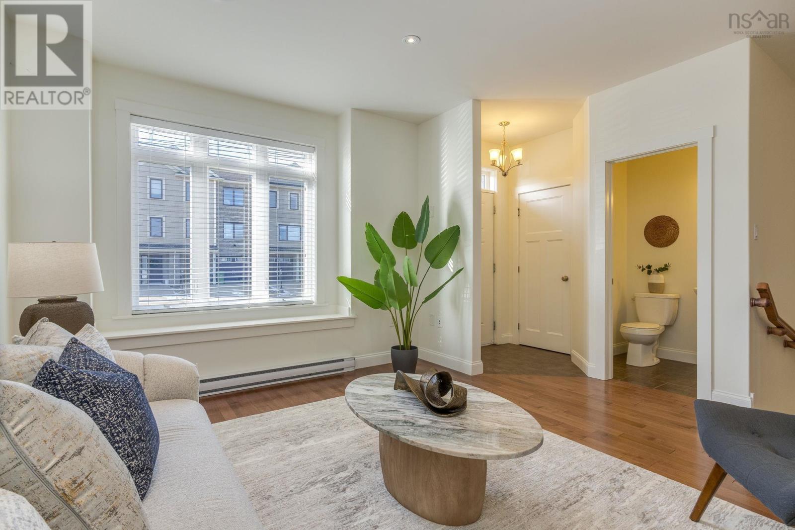 Property 17 of 38 of 10 Cabernet Court