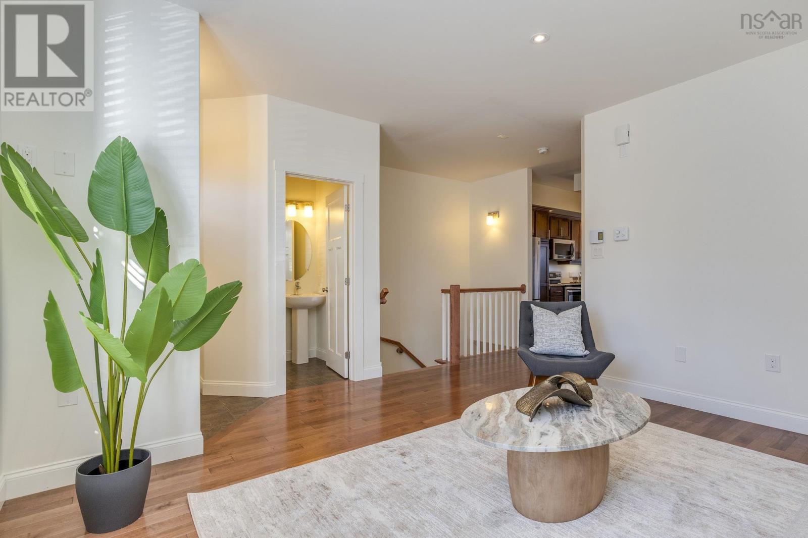 Property 1 of 38 of 10 Cabernet Court