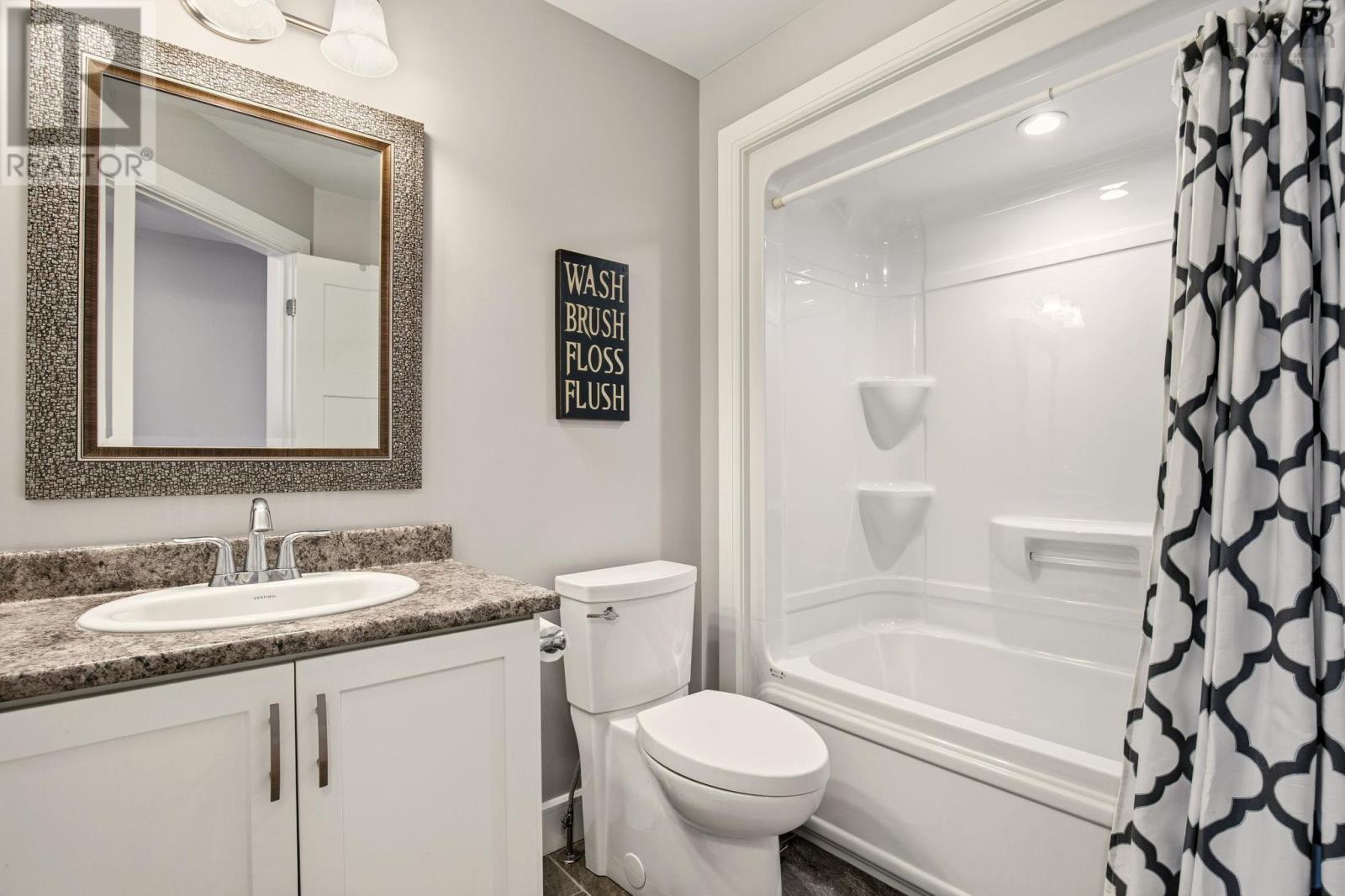 Property 2 of 36 of 125 Bosun Run