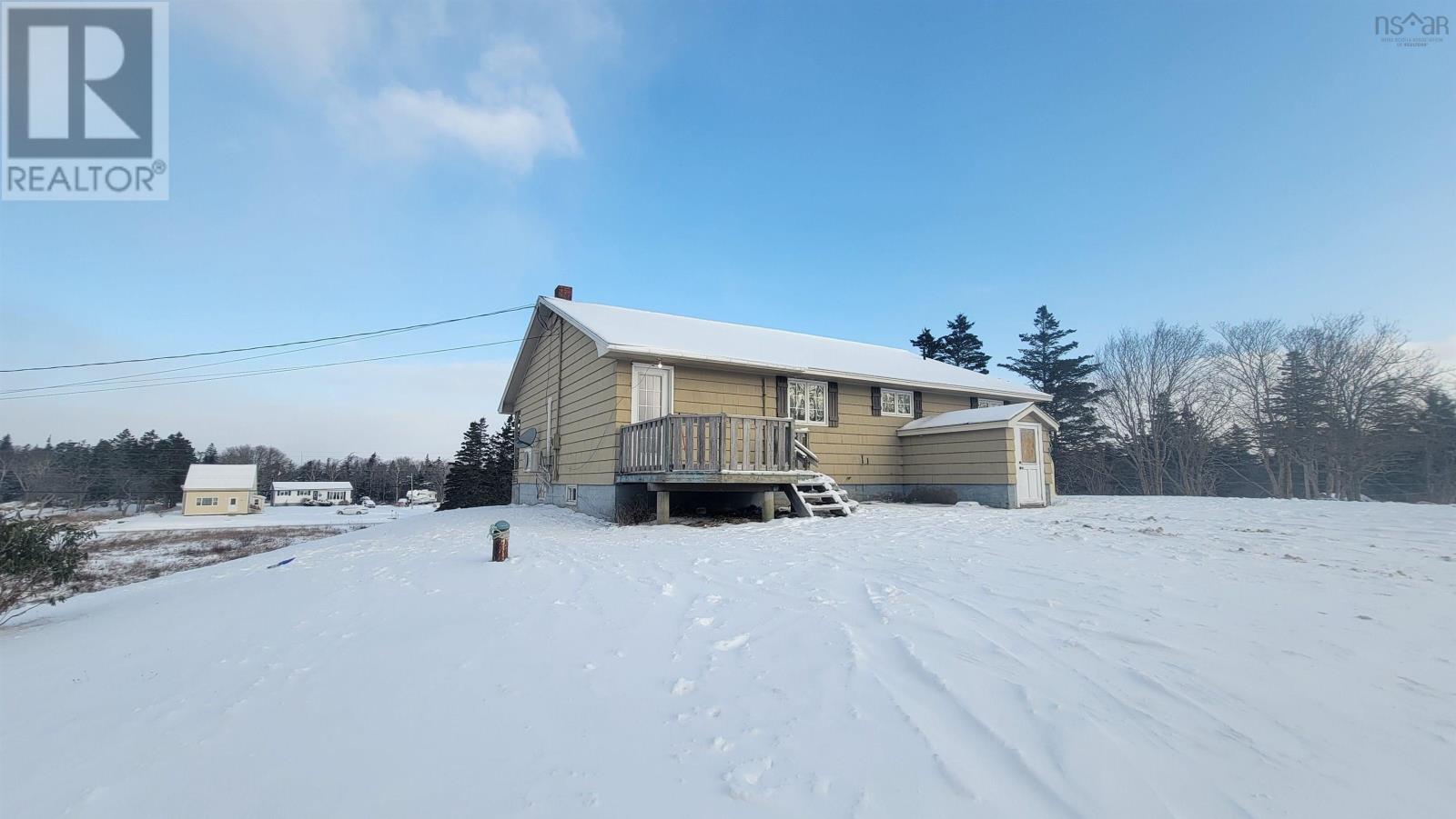 Property 21 of 21 of 144 Chemin De L'est Street