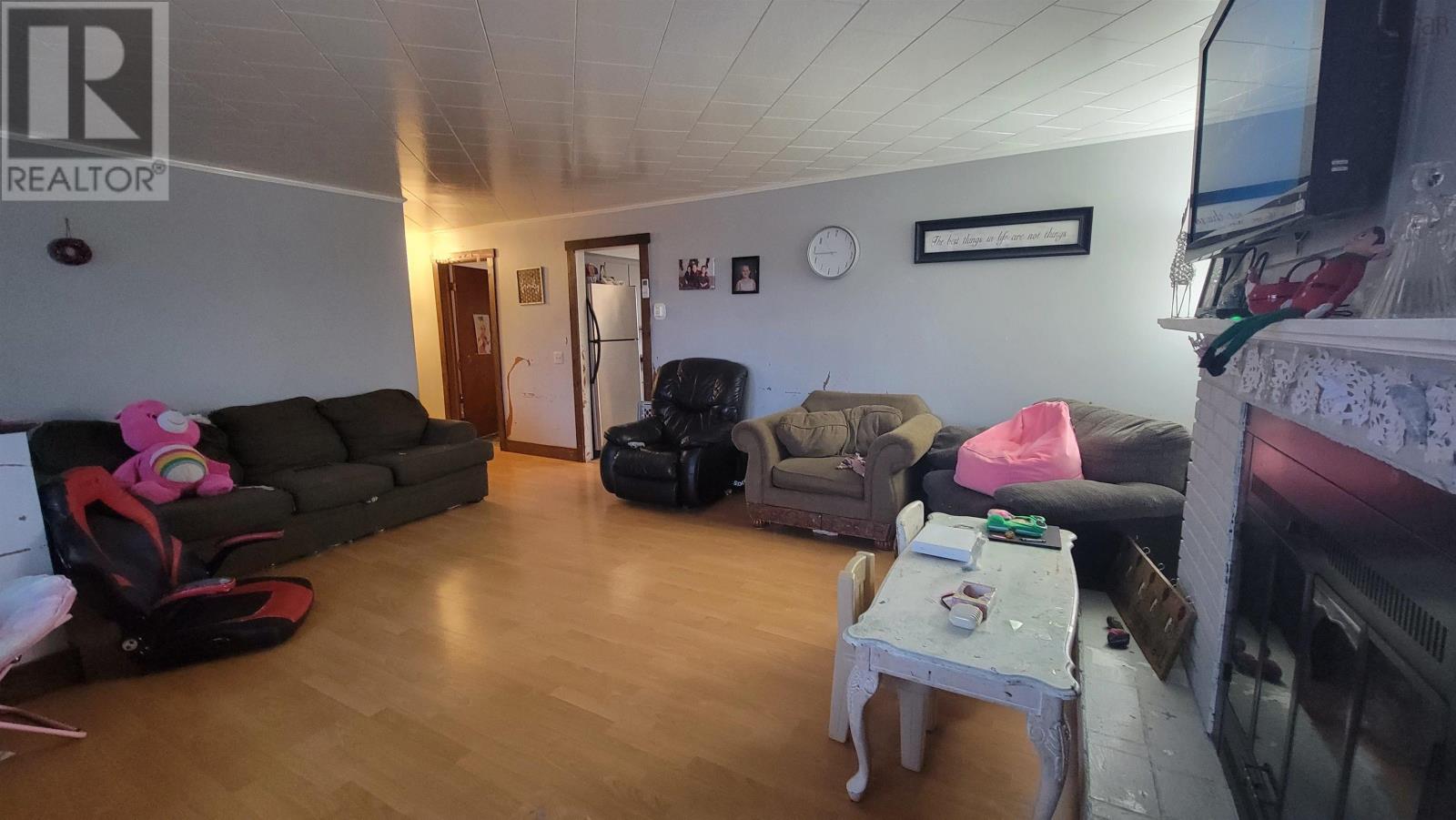 Property 14 of 21 of 144 Chemin De L'est Street