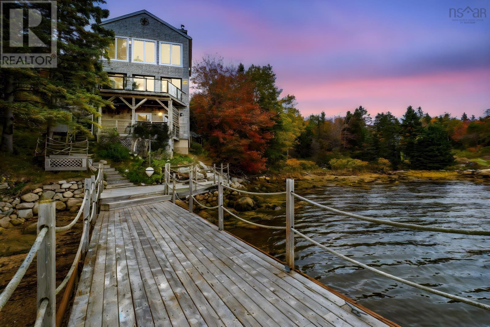 Property photo of 6566 St Margarets Bay Road