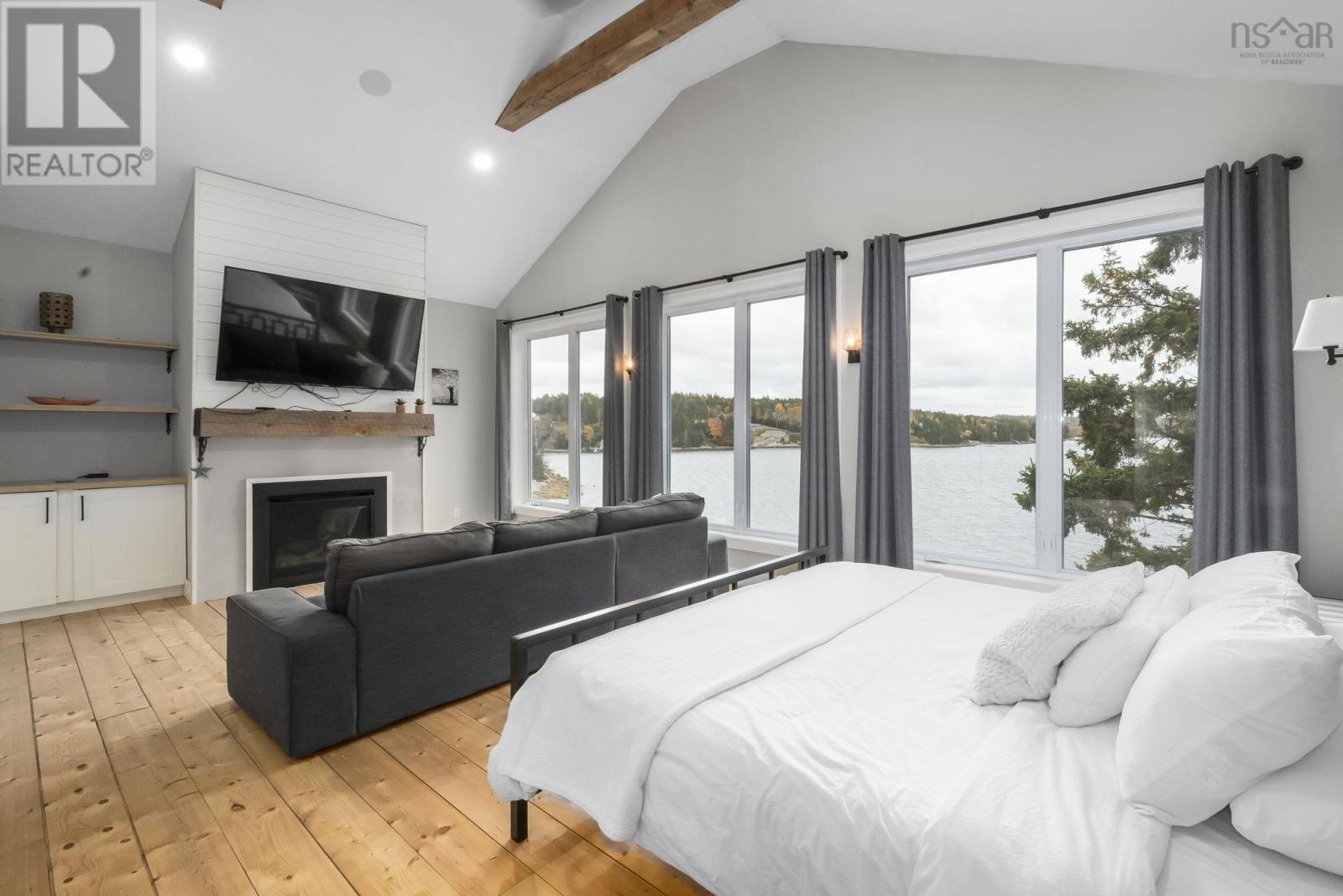 Property 22 of 51 of 6566 St Margarets Bay Road