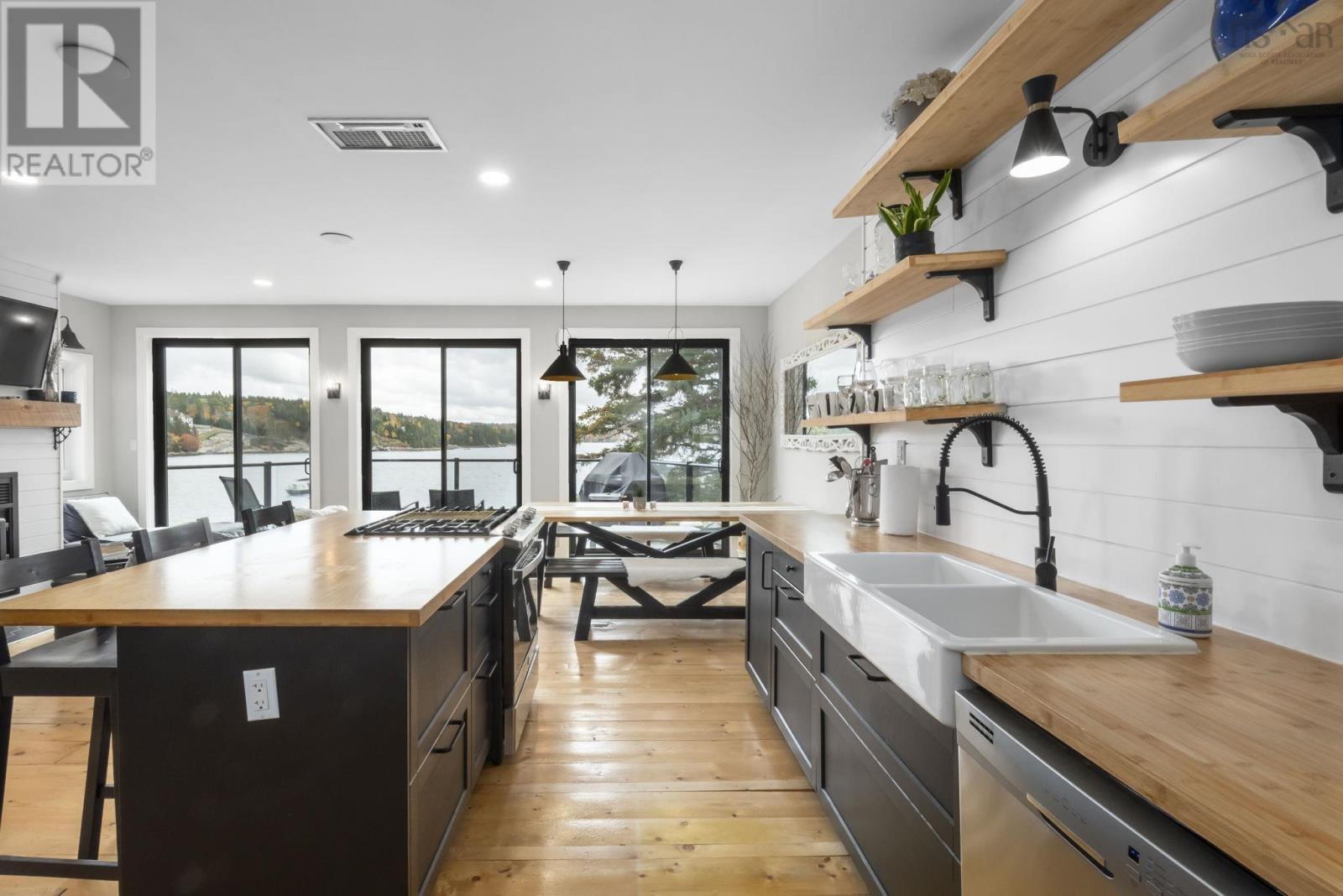 Property 37 of 51 of 6566 St Margarets Bay Road