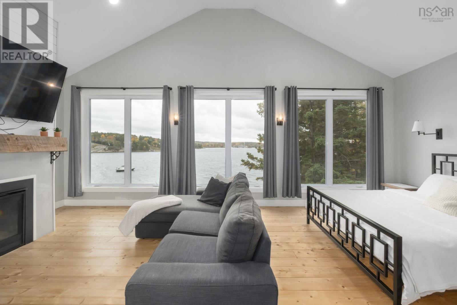 Property 28 of 51 of 6566 St Margarets Bay Road