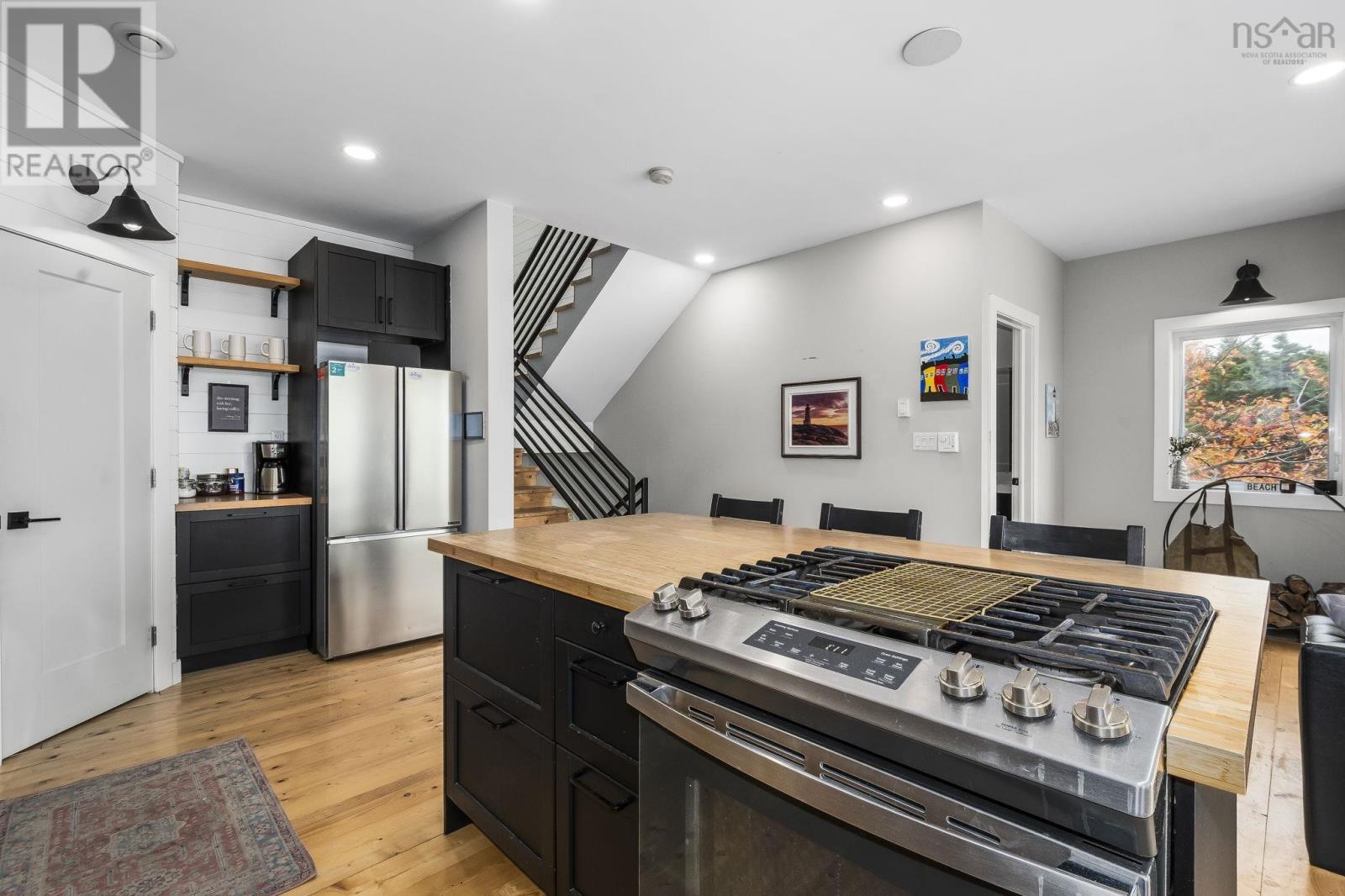 Property 2 of 51 of 6566 St Margarets Bay Road