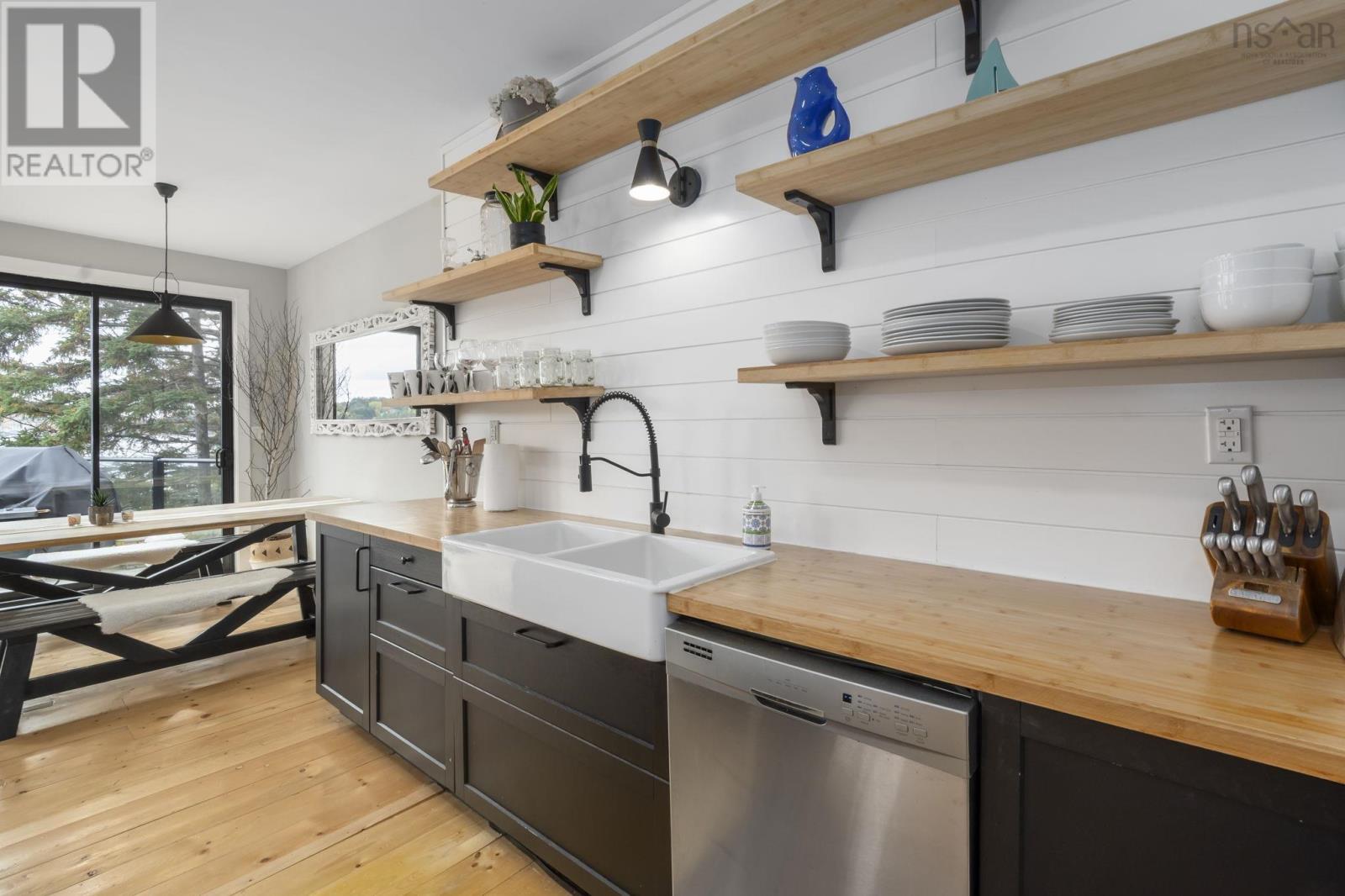 Property 46 of 51 of 6566 St Margarets Bay Road