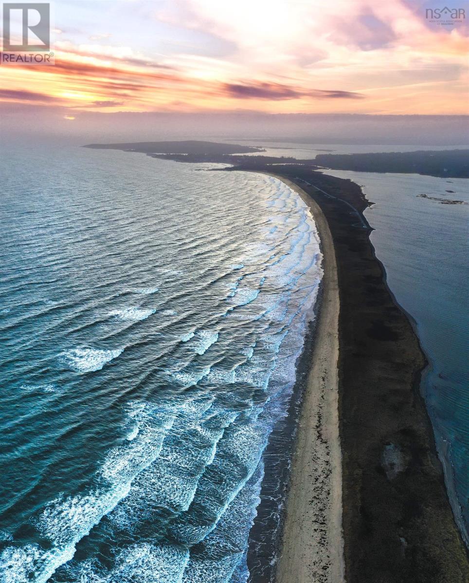 Property 30 of 35 of 2147 East Petpeswick Road