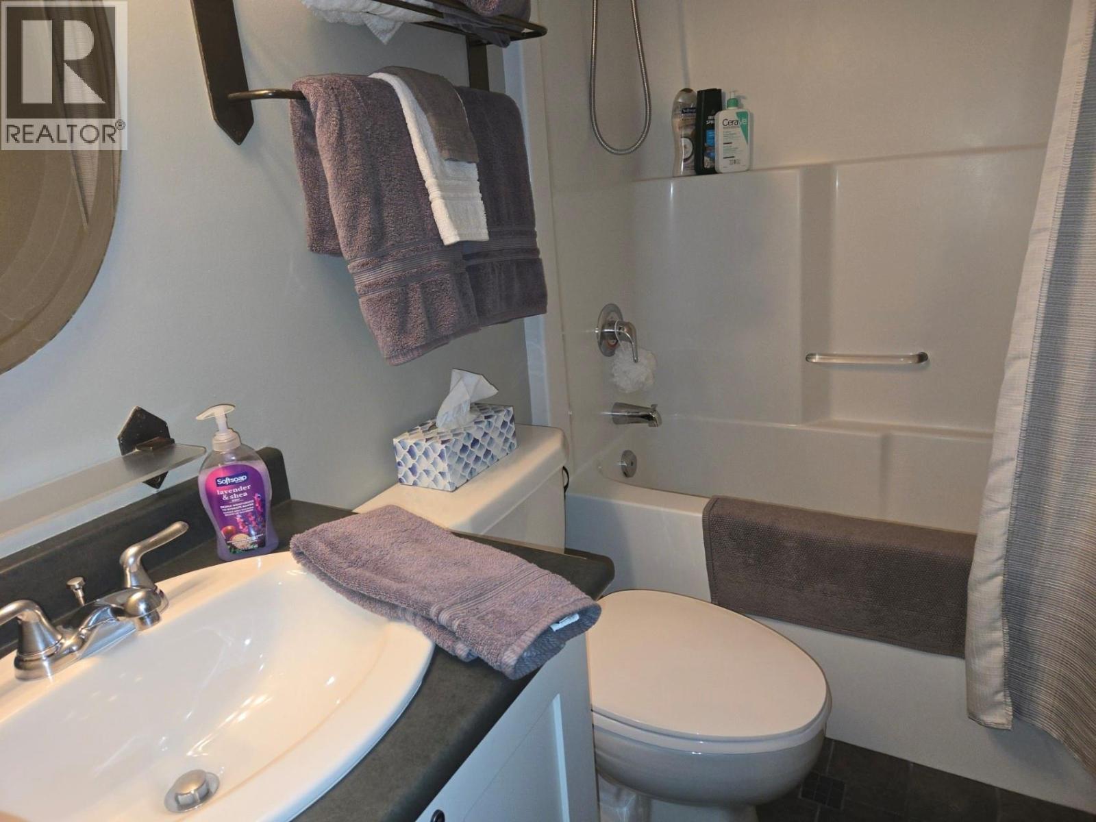 #303 2070 SUMMIT DRIVE - 15