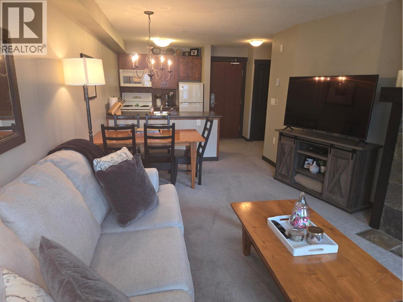 #303 2070 SUMMIT DRIVE - 7