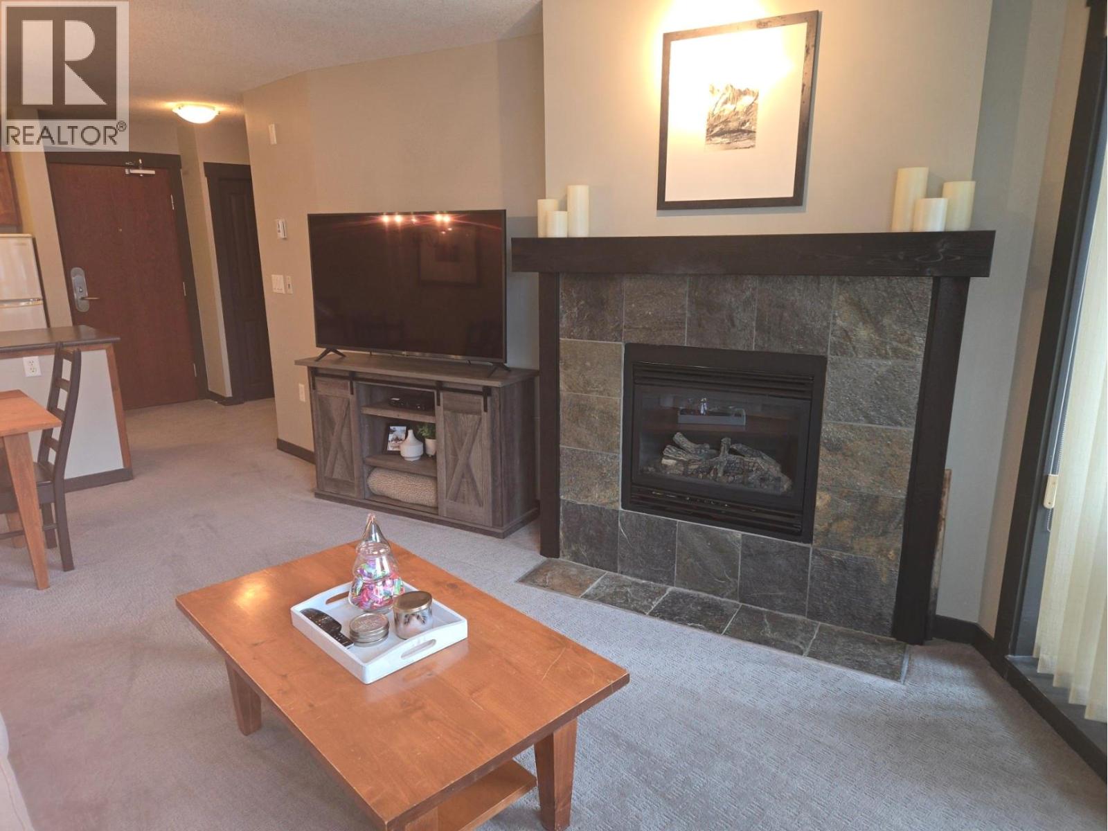 #303 2070 SUMMIT DRIVE - 8