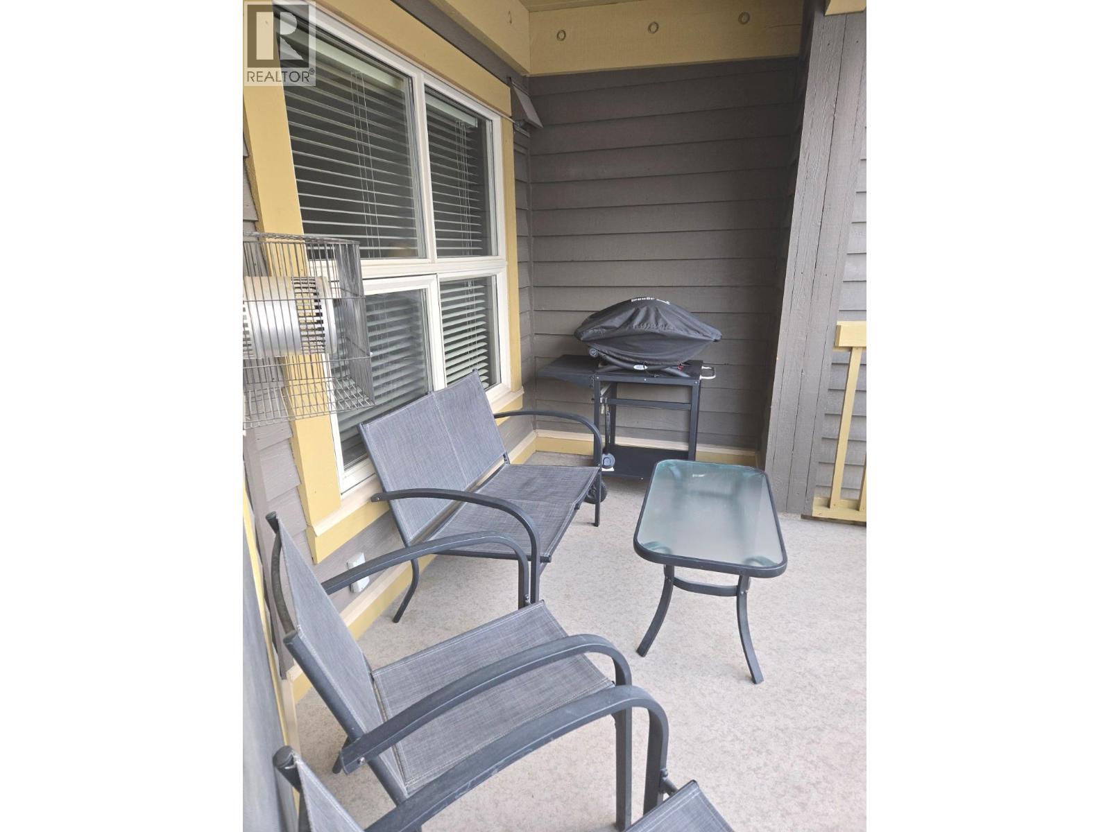 #303 2070 SUMMIT DRIVE - 9