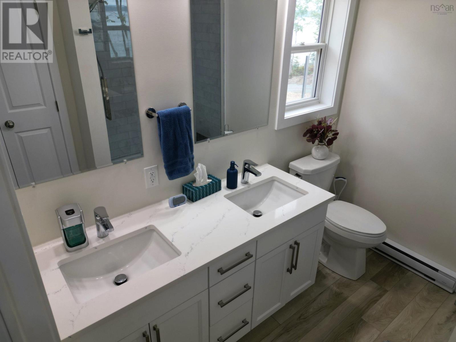 Property 14 of 21 of 259 Maple Drive