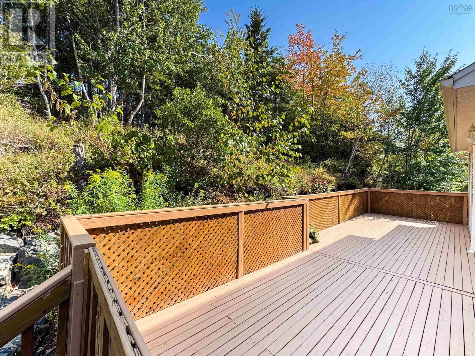 Property 13 of 50 of 272 Langbrae Drive