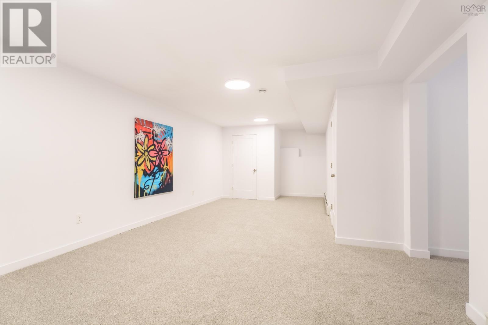 Property 38 of 50 of 272 Langbrae Drive