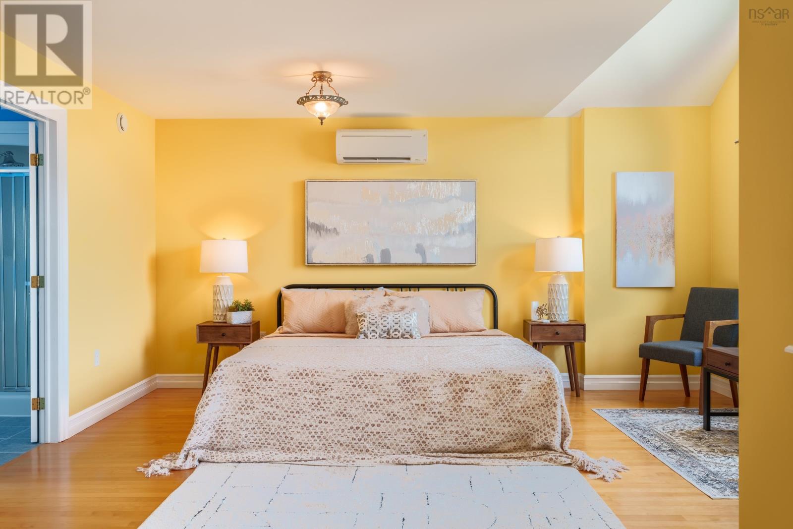 Property 23 of 50 of 272 Langbrae Drive