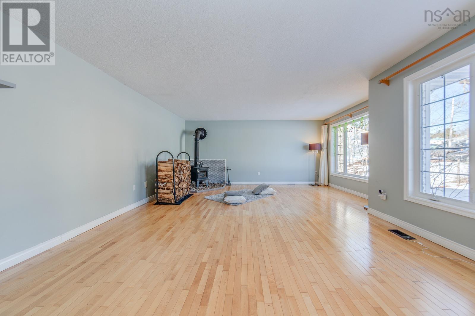 Property 27 of 34 of 102 Maple Boulevard