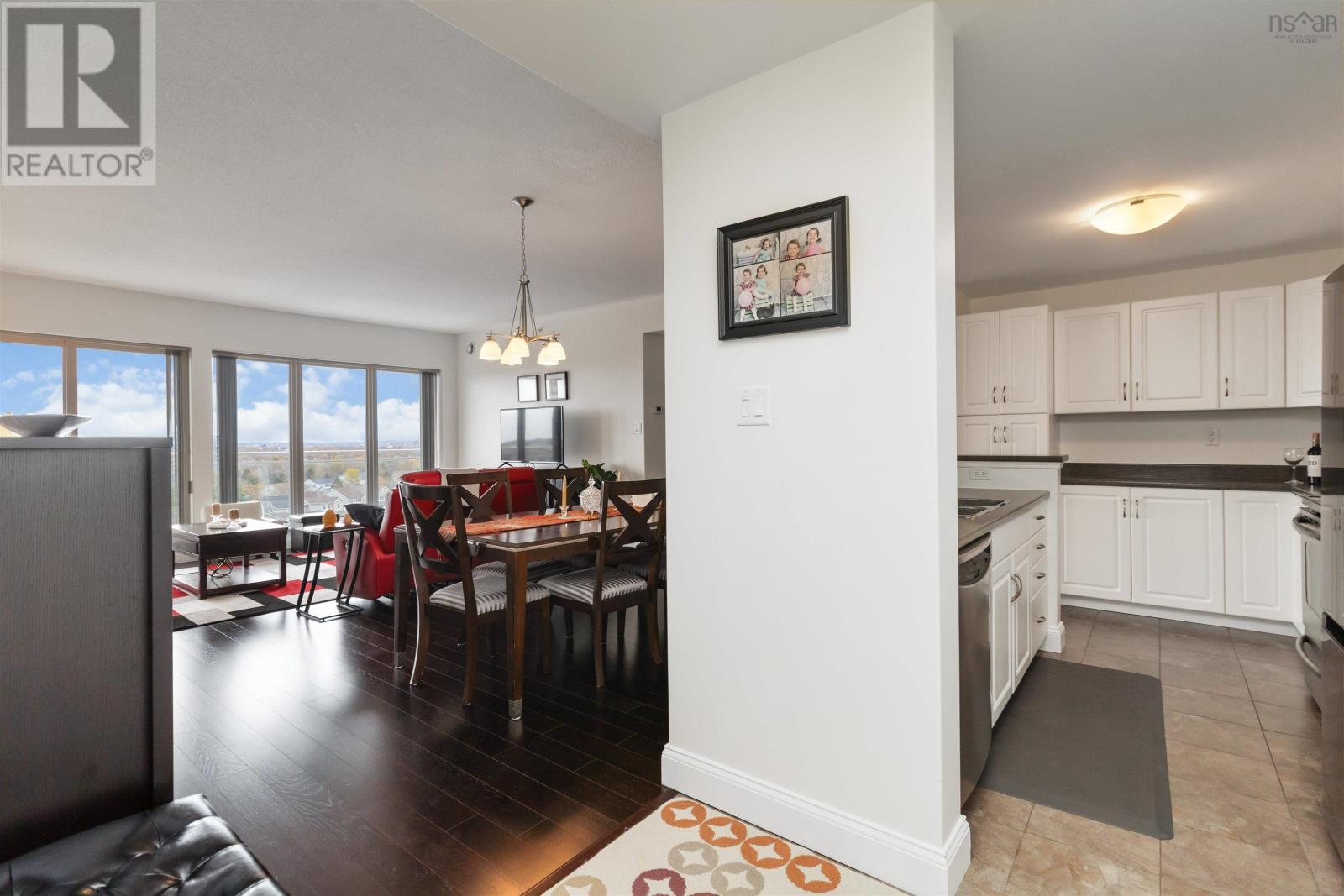 Property 32 of 50 of 812 60 Walter Havill Drive