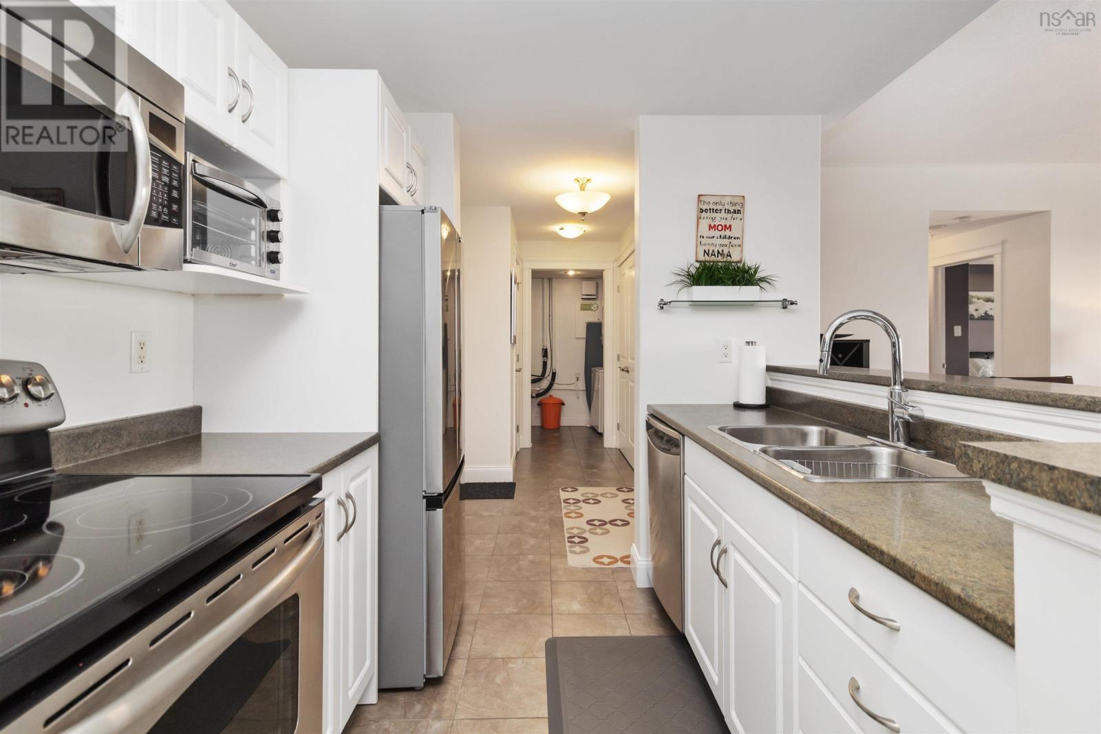 Property 39 of 50 of 812 60 Walter Havill Drive