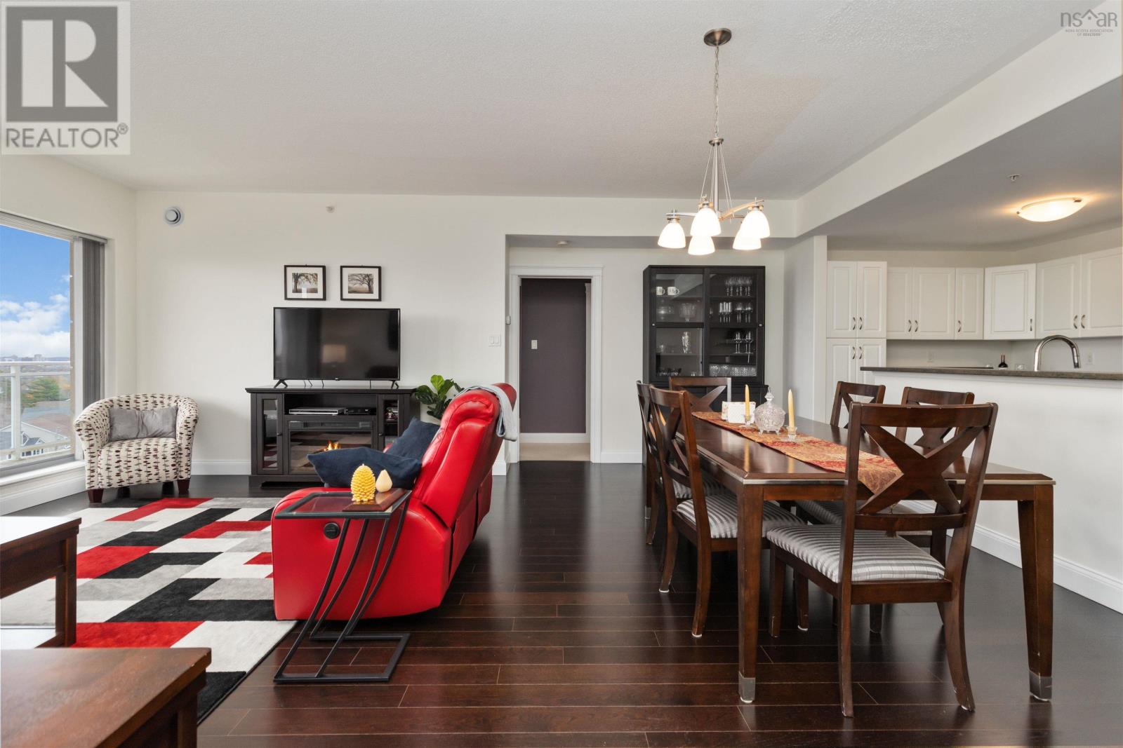 Property 49 of 50 of 812 60 Walter Havill Drive