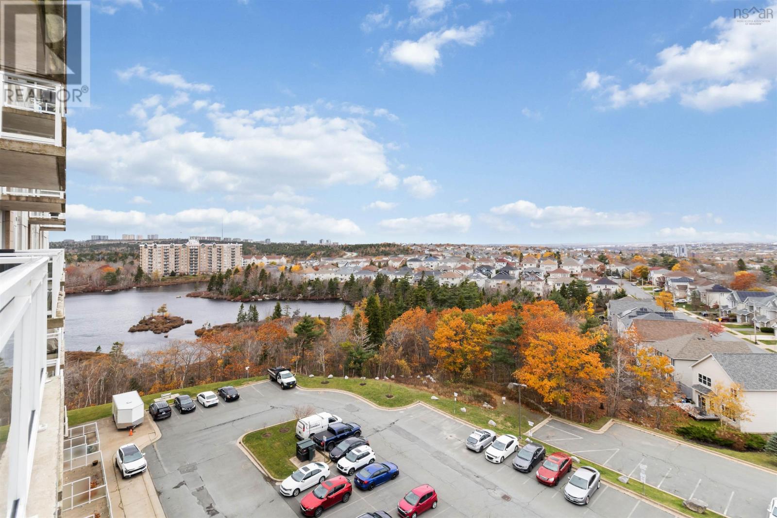 Property 35 of 50 of 812 60 Walter Havill Drive